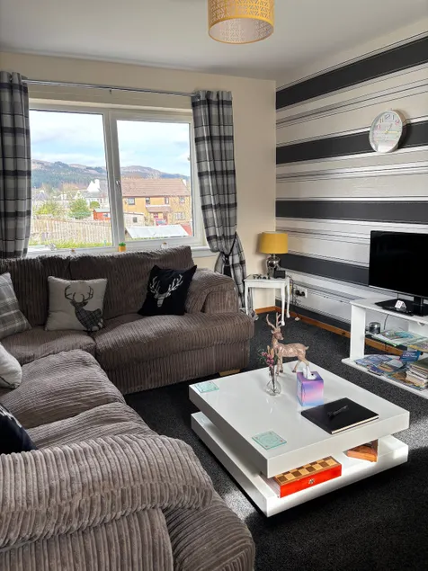 Cameron apartment Loch Ness - Image 1