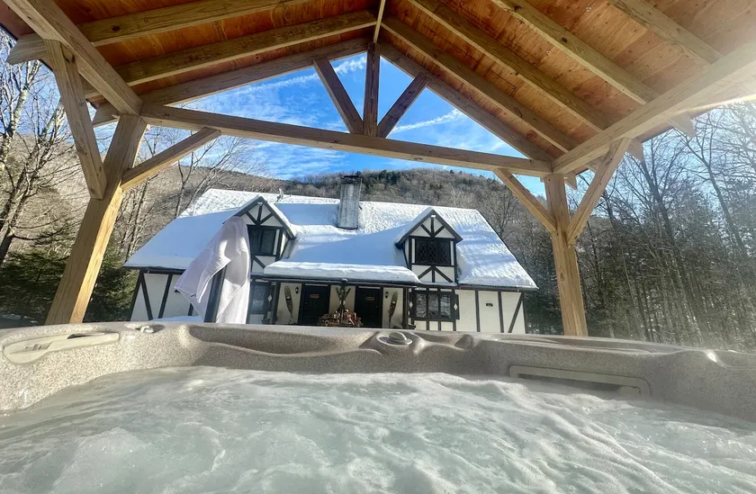 Canyons Unit: Skyeship Gondola 2 miles w/HOT TUB - Image 1