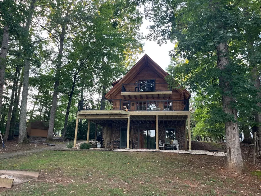 Smith Mountain Lake Cabin “Serenity Point” - Image 1