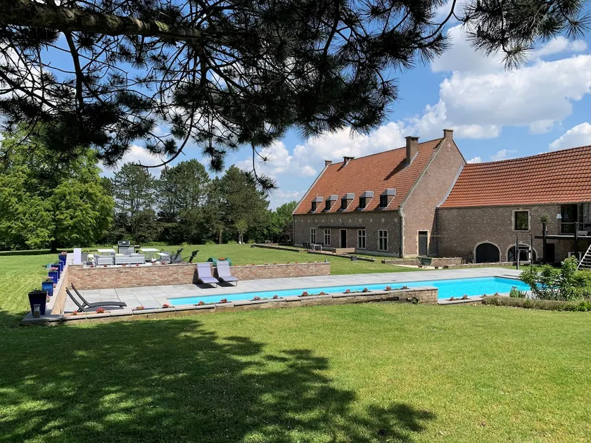Group cottage 13 - Pool party possible - 35 min from Brussels - Image 1