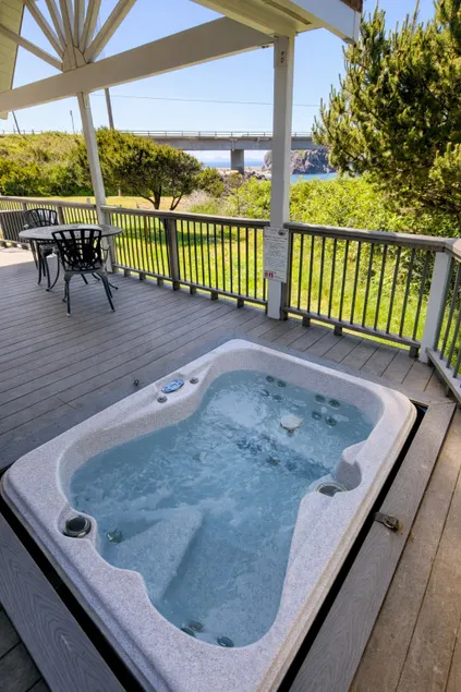 Beach view Cottage with Hot Tub (Cottage 36) - Image 1