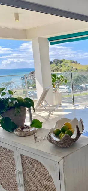 99 Caba - Luxury Beachfront 3brm Penthouse 2.5bth - Image 1