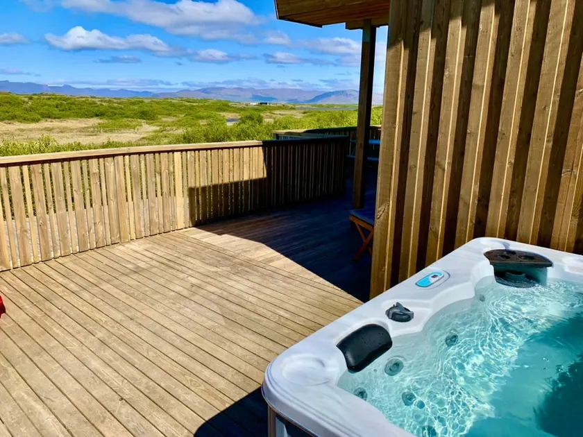 Varm stuga för 10 med Gästhus och HotTub nära Snæfellsjökulls glaciär - Image 1