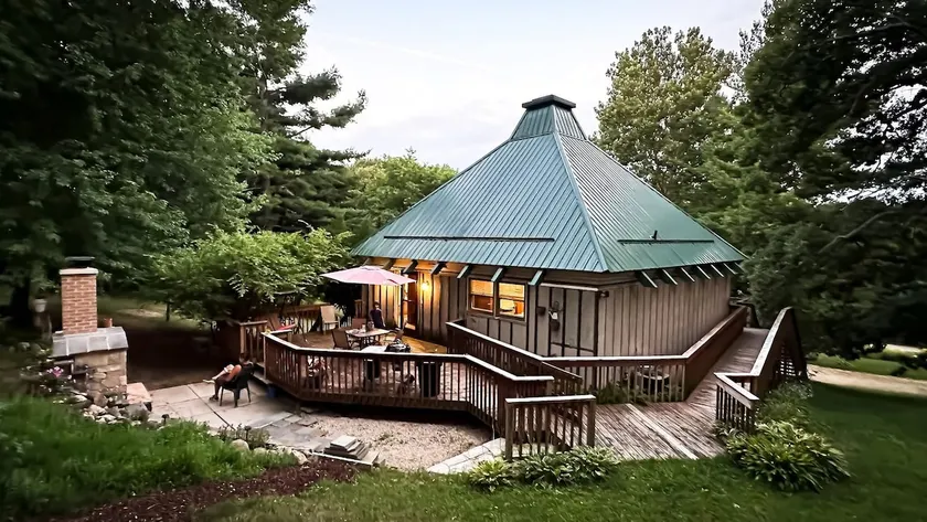 Creek Cabin Retreat•3BR Getaway - Image 1