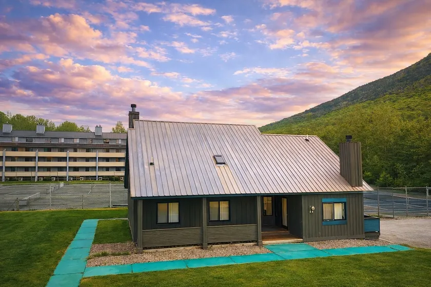 Center Court with Mountain Views, Pools & Tennis - Image 1