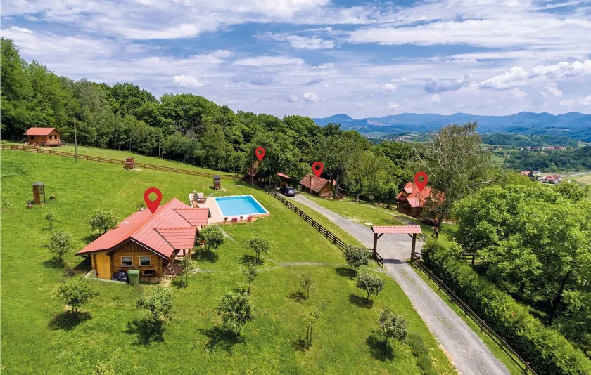 Nice home in Novi Marof - Image 1
