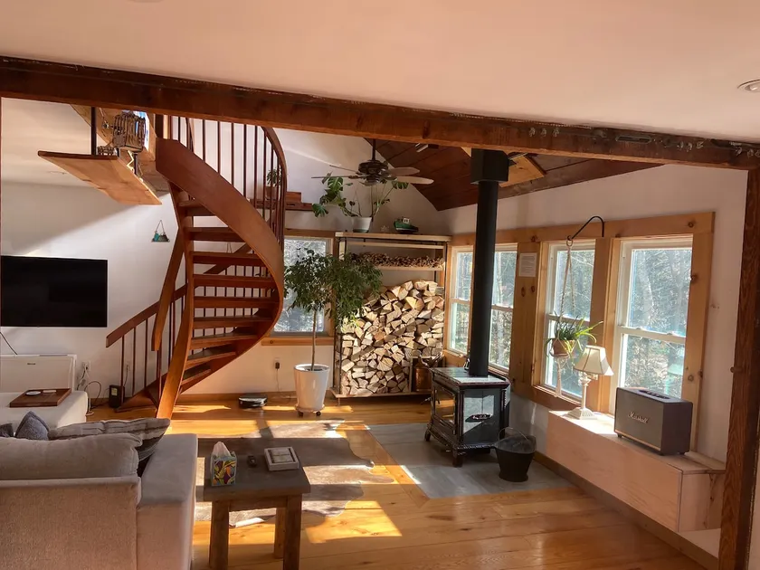 Cozy Cabin close to Sugarloaf Mountain - Image 1