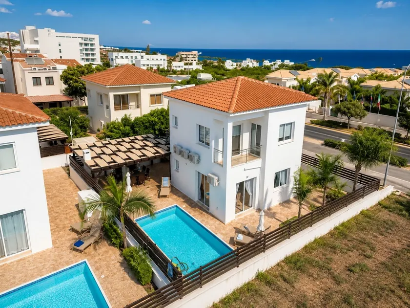 Narcissos Villa 2 - Image 1