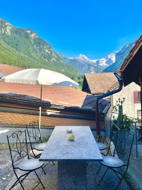 Vintage Apartment (15 min to ski resort) - Image 1