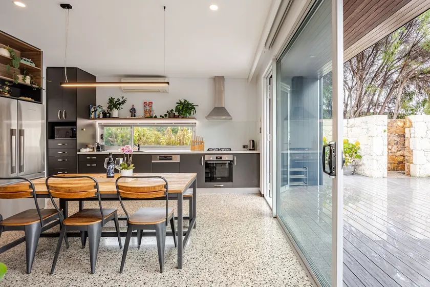 Architect- Designed Hidden Paradise Gnarabup - Image 1
