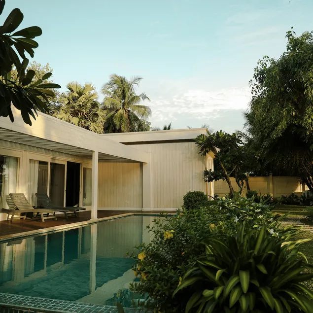 4br Villa River Deck, Pool, Bbq & Garden - Image 1