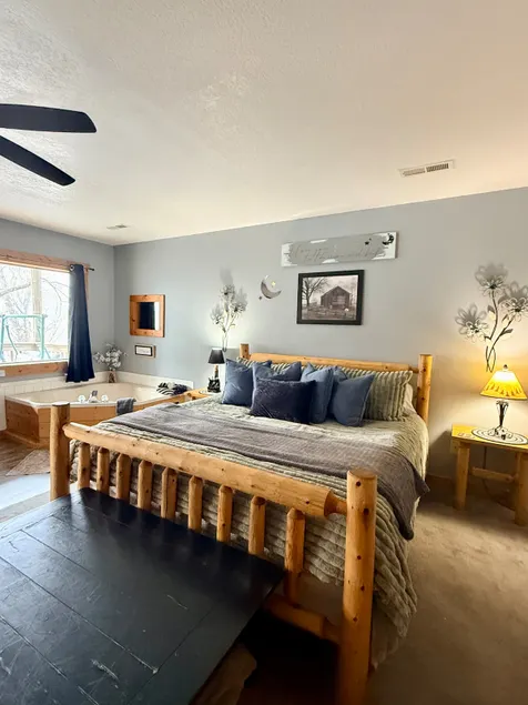 Perfect for 2~Clean|Cozy|Close to PF&Gat|HTub|WiFi - Image 1