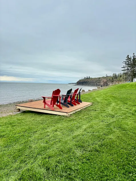 Seaside Escape - Wake to Waves & Panoramic Views - Image 1