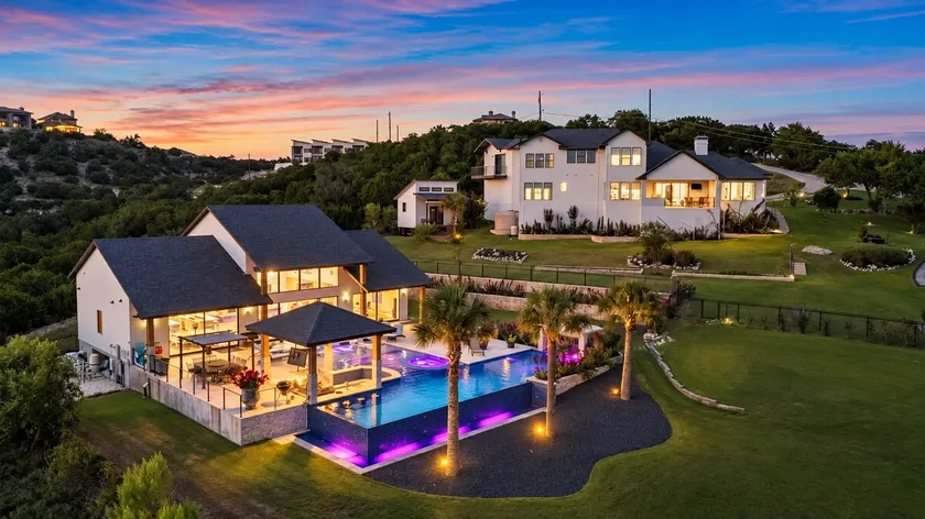 Little La Jolla Resort i Austin! - Image 1