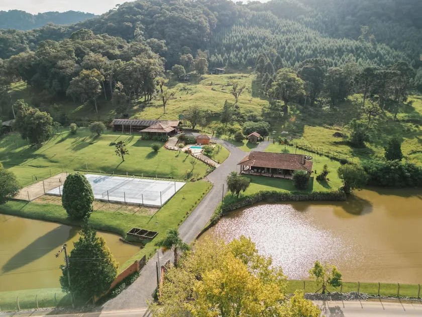 Palmeiras Refuge - Image 1