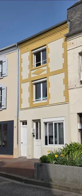 Renovated fisherman's house in 2026 in the center of TROUVILLE - Image 1