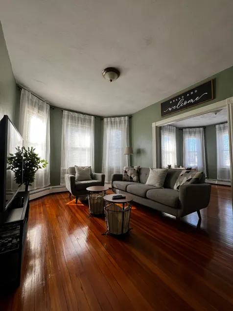 Cozy Stay 15 Min to Colleges, Hospital & Highway - Image 1