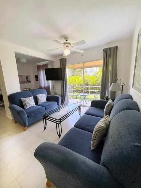Cozy Little Spot! 2BR, 1st Level, Near Airport - Image 1