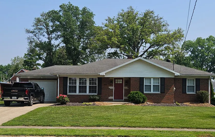 Heritage House, Small Town Comfort, Legion/KC Hall - Image 1
