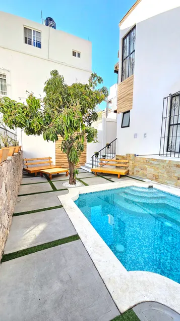 La Casa del Mundo, Guanajuato / Downtown / Pool / Parking - Image 1