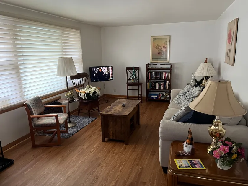 Handicap accessible apartment w/Level-2 EV Charger - Image 1