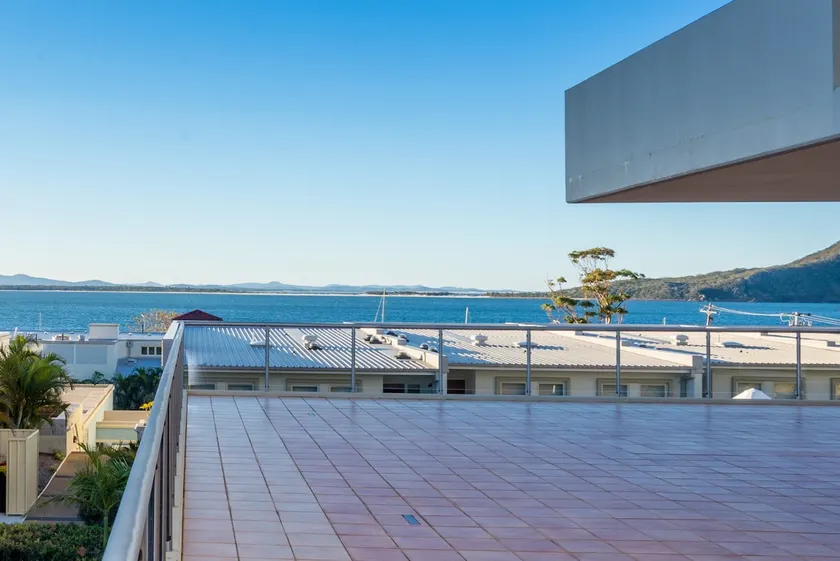 Breakwater 102 - Shoal Bay - Image 1