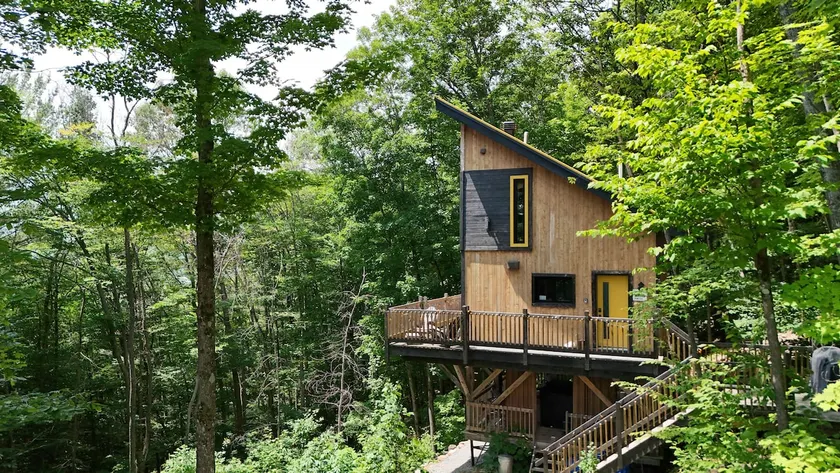 La Garde-Feux • Spa & Mountain Perched Chalet - Image 1