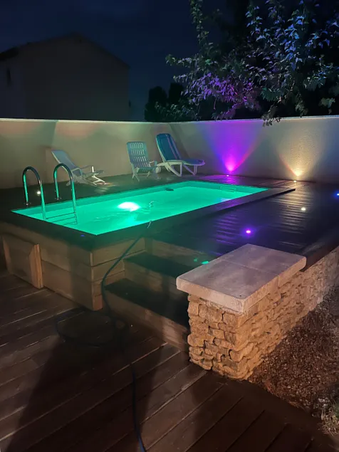 Le Zen: an air-conditioned house with a pool and a private pool house. - Image 1