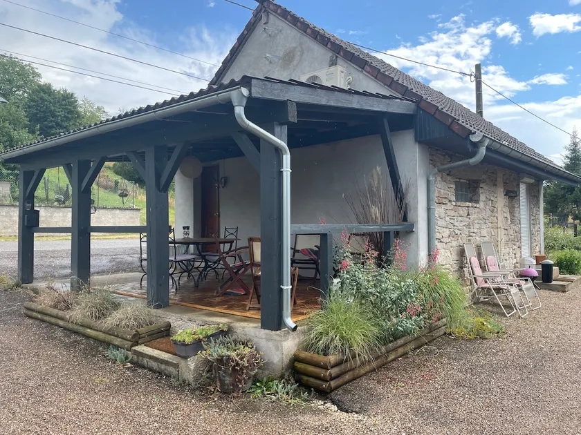 Nice fully-equipped country house - Image 1