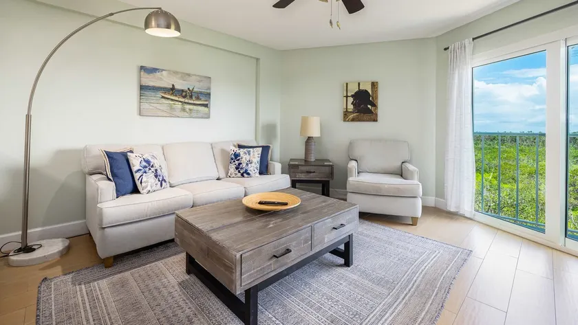 Relax by Keys Waters Ocean Pointe Suites 2209 - Image 1