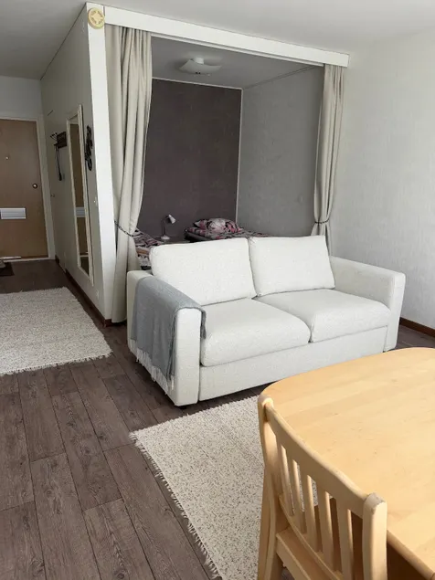 Cozy two-bedroom apartment in the center, 2nd floor - Image 1