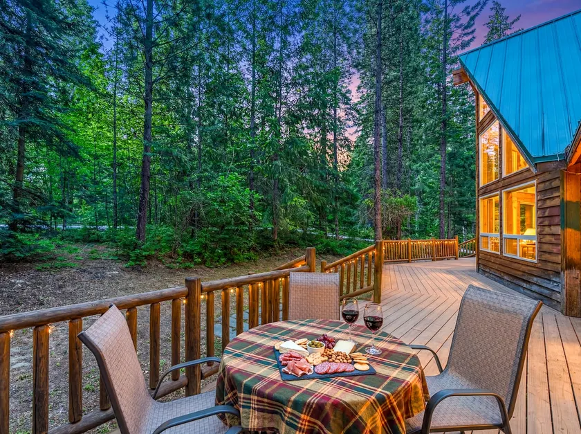 Sun-Filled Cabin | 3BR + Large Deck + Pet-Friendly - Image 1