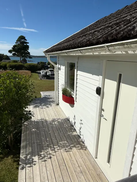 Cozy guest house with nice sea view of 25 m2 - Image 1
