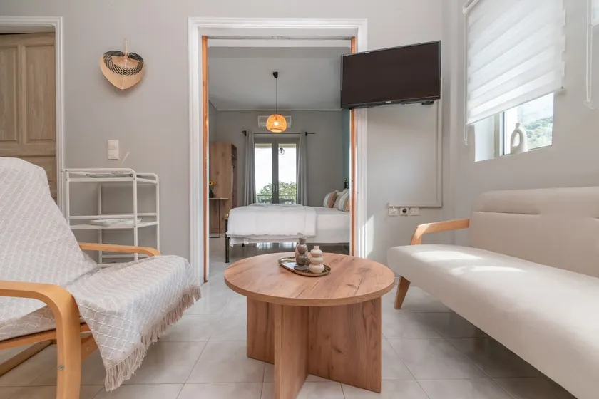 Katerinas Inn Apartments - Image 1