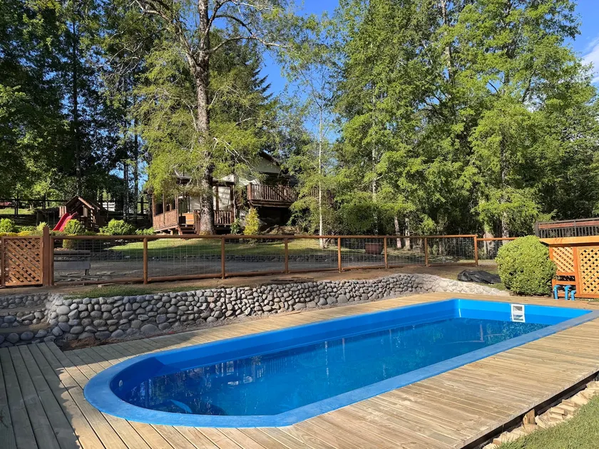 Cabin with pool and tinaja in Caburgua - Image 1