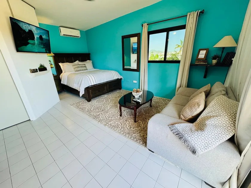 Beautiful studio located 7 blocks from La Marina Cabo San Lucas - Image 1