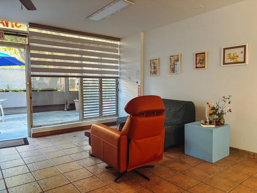 La Burbuja: Artist residency in Miramar with terrace - Image 1