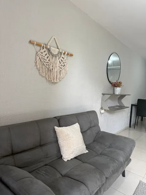 Nice house, close to the airport and industrial area - Image 1