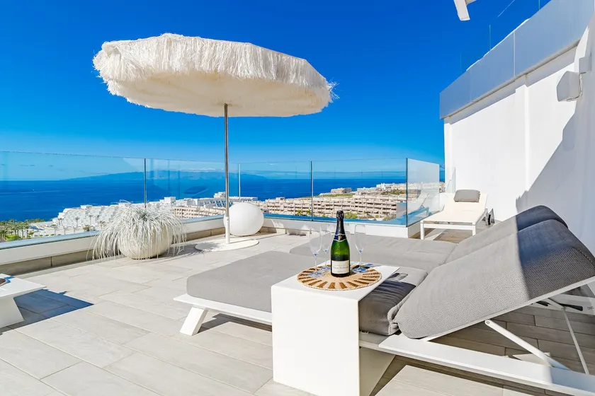 White Haven: Ocean View - Airco - Heated Pool - Image 1