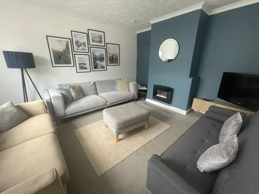 Spacious 5-Bed | Garden, Parking | Nr Station, NEC - Image 1