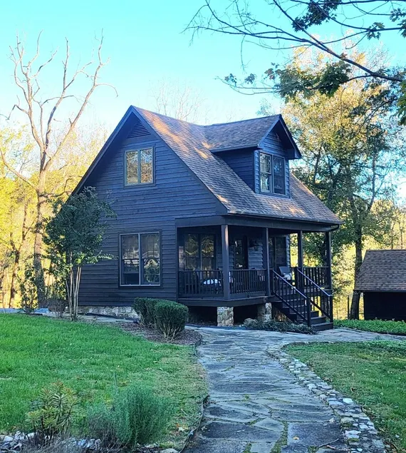 The Cottage at Forest Hills Farm - Image 1