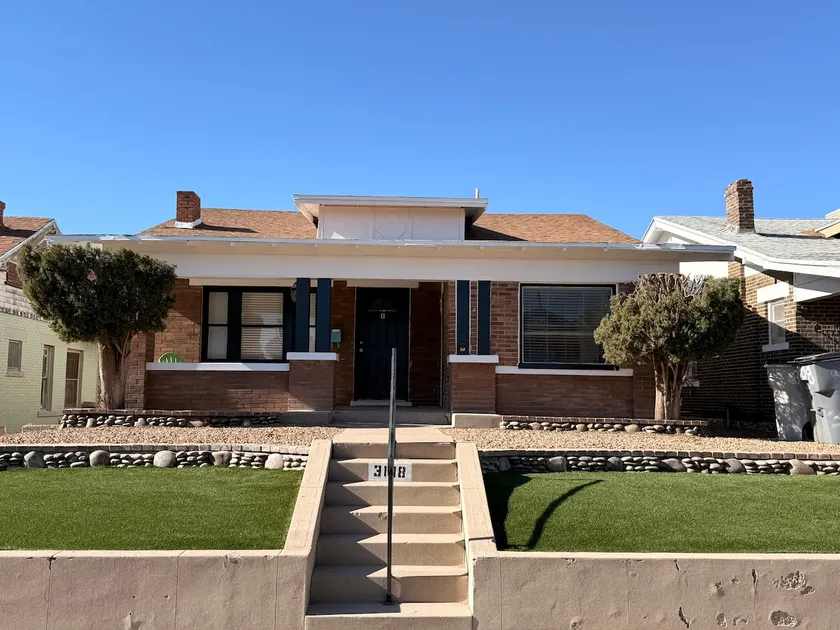 🏡⭐️Charming 2 bed. historical house -Centrl El Paso - Image 1