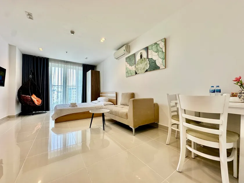 TEDDY APARTMENT  5* apt in floor 10 w free pool - Image 1