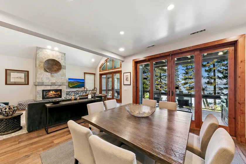Remodeled Lakefront Luxury, Hot Tub | PEAK SS6 - Image 1