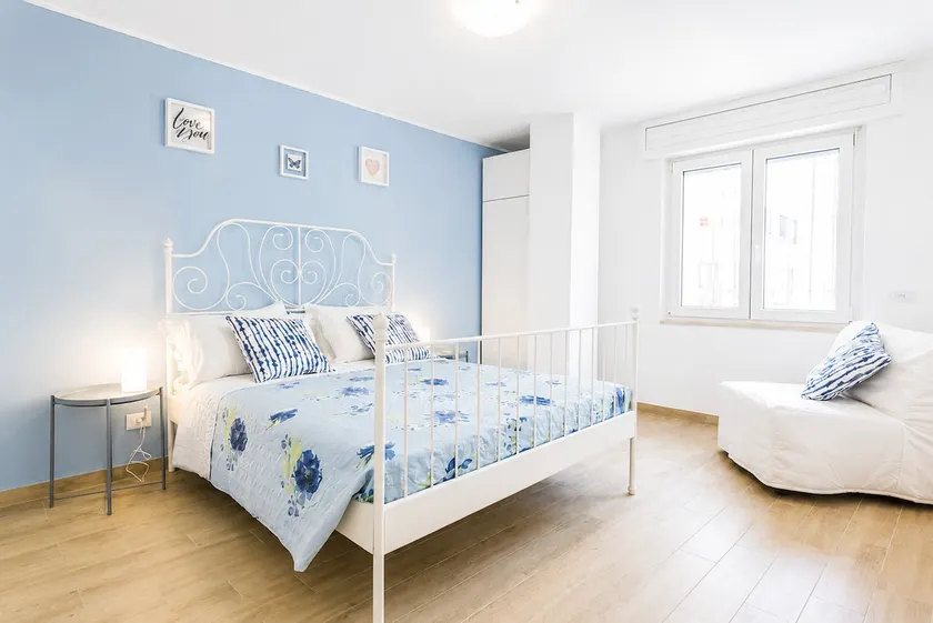 Modern Loft in the Center • Sea and Services Within Walking Distance - Image 1