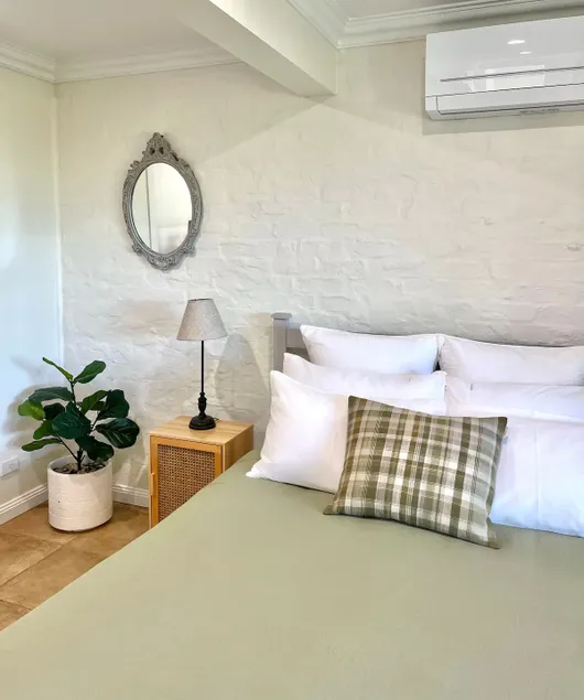 Pacific Ocean Garden Retreat - Image 1