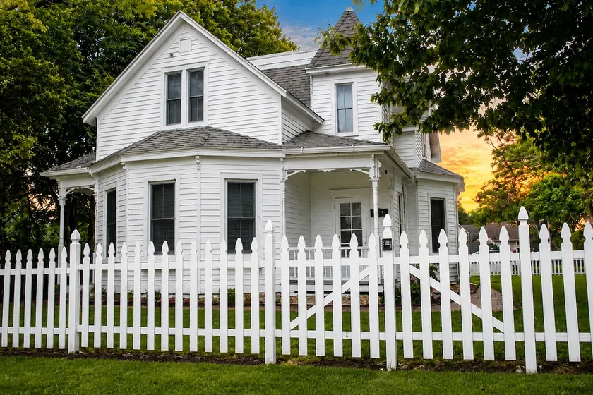 Historic Bywater 1880s Victorian Home - Image 1