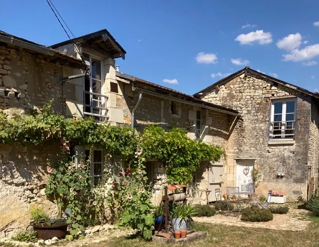 A great place for 6 family and friends this Summer - Image 1