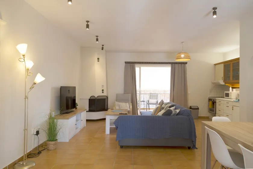 Loutraki Penthouse 3 minutes walk from the beach! - Image 1