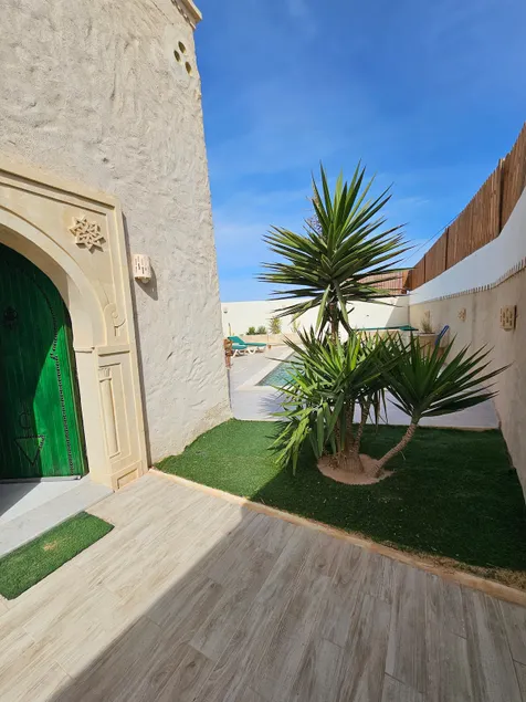 Oya villa with high-end pool and without VAV - Image 1